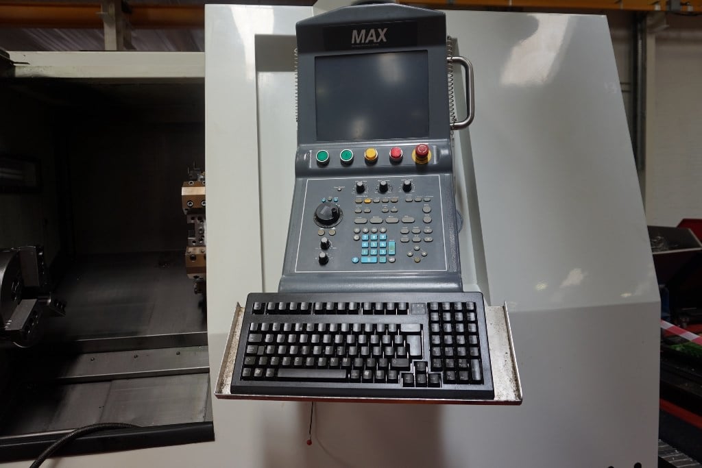 HURCO TM10 